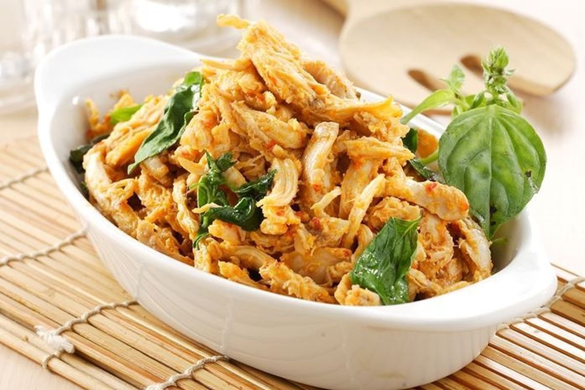 Resep Ayam Suwir Bumbu Kemangi yang Gurih, Harum, dan Bikin Nambah Nasi